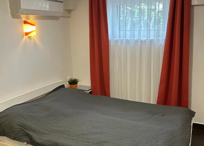 Caesar Apartments & Rooms