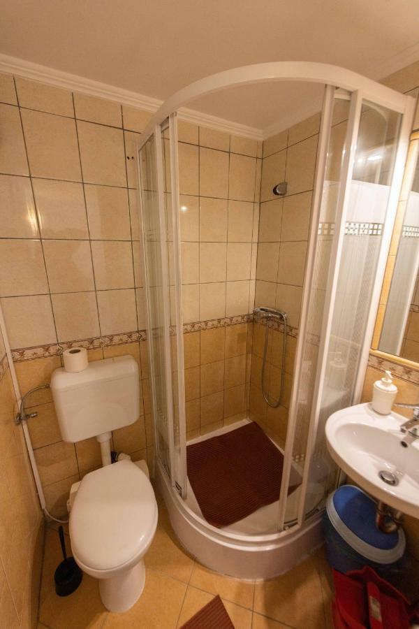 Apartament Caesar &